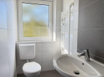 Gäste-WC - Modernisierte 3-Zi.-Wohnung im 2.OG mit Balkon in Weidenberg