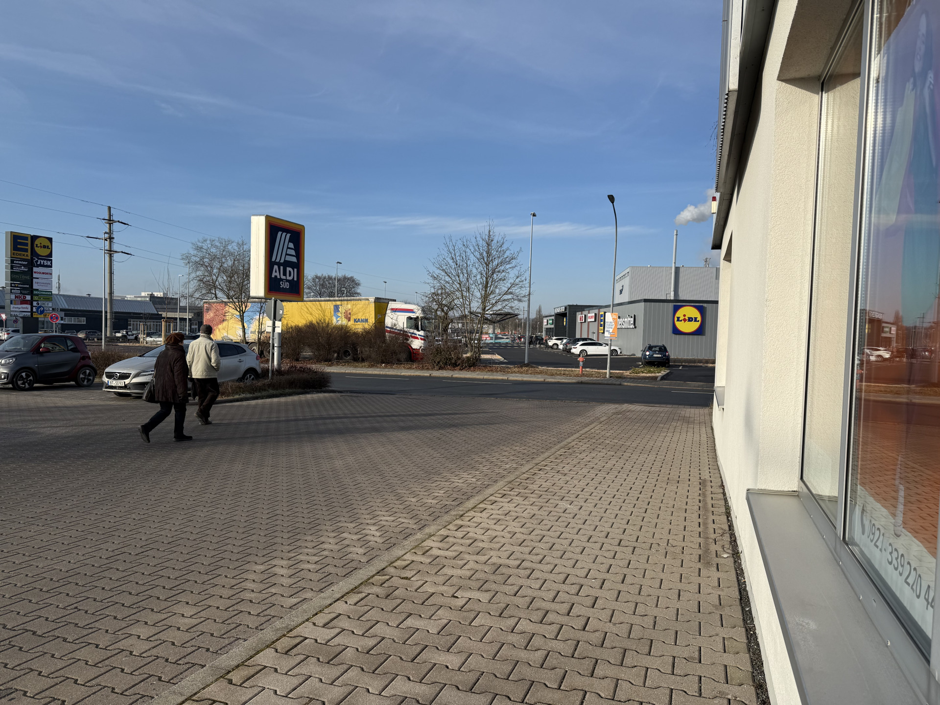 Grundstückseinfahrt