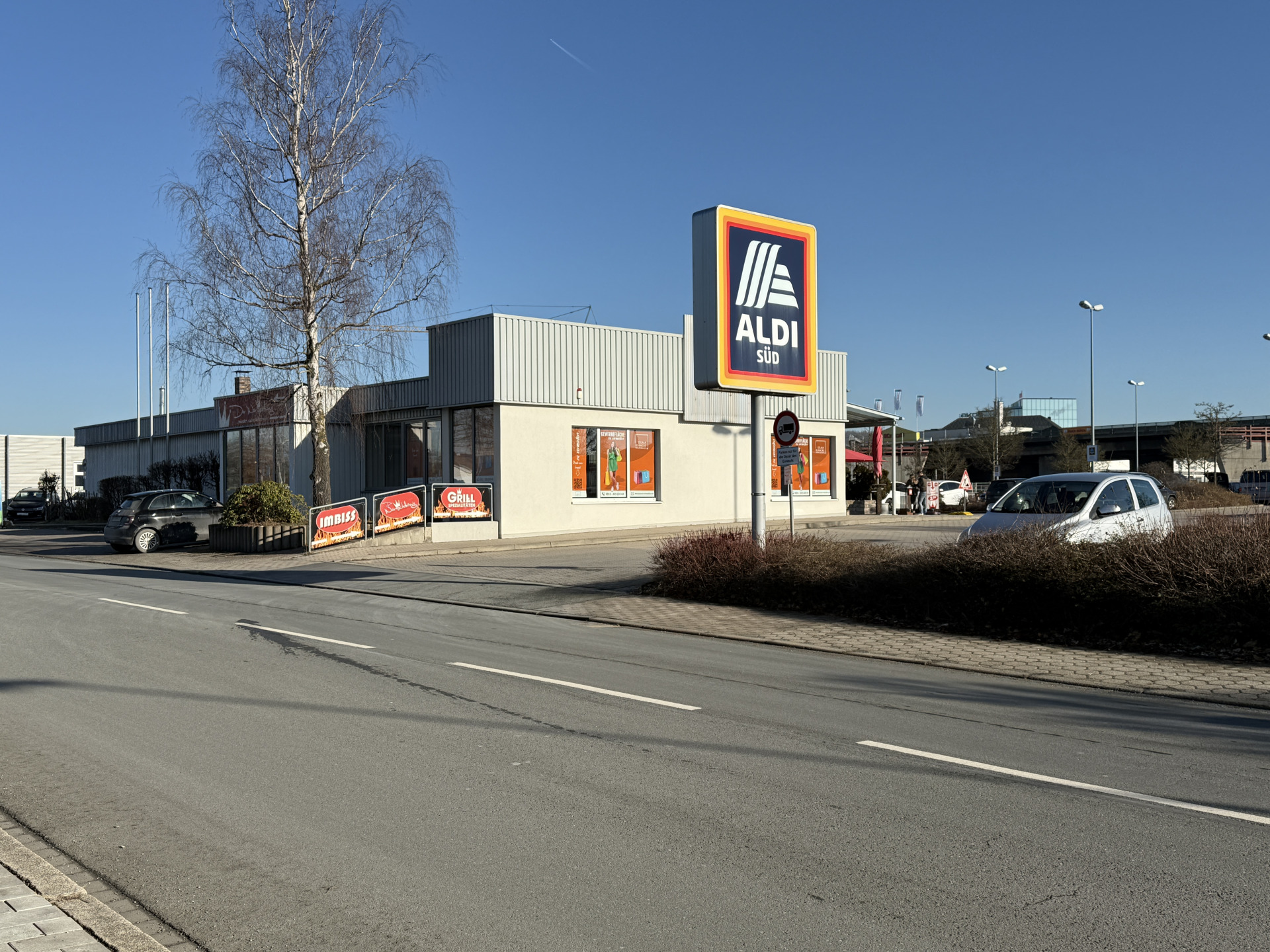Grundstückseinfahrt