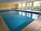 Schwimmbad - Vollmöblierte 3,5-Zimmer-Wohnung mit Loggia