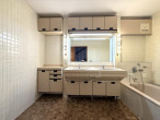 Badezimmer - Großzügige Maisonettewohnung mit Haus-im-Haus-Charakter in St. Georgen!