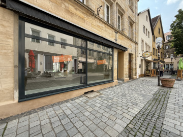 Vermietet – Im Herzen der Sophienstraße – Laden mit großer Schaufensterfront, 95444 Bayreuth, Ladenfläche