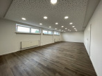 Großraumbüro - Modernisiertes Souterrain-Büro im Bindlacher Gewerbegebiet!